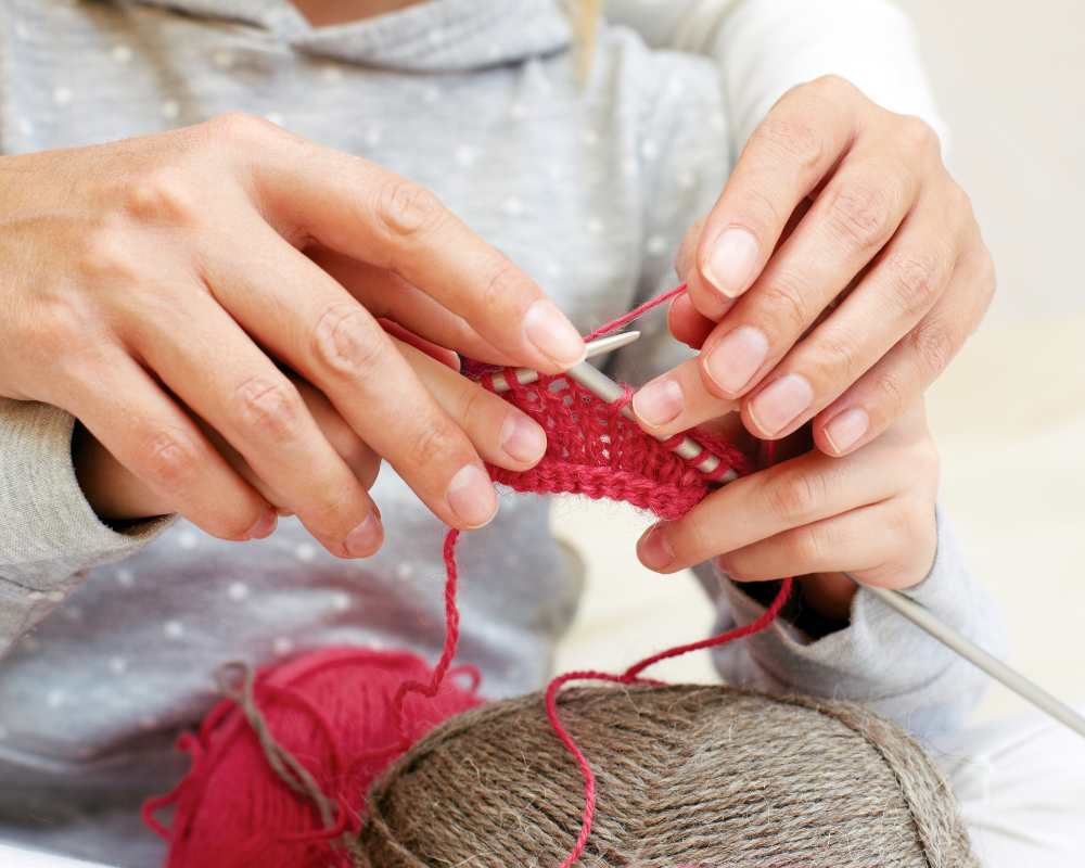 Kinderen leren breien (4 tips)